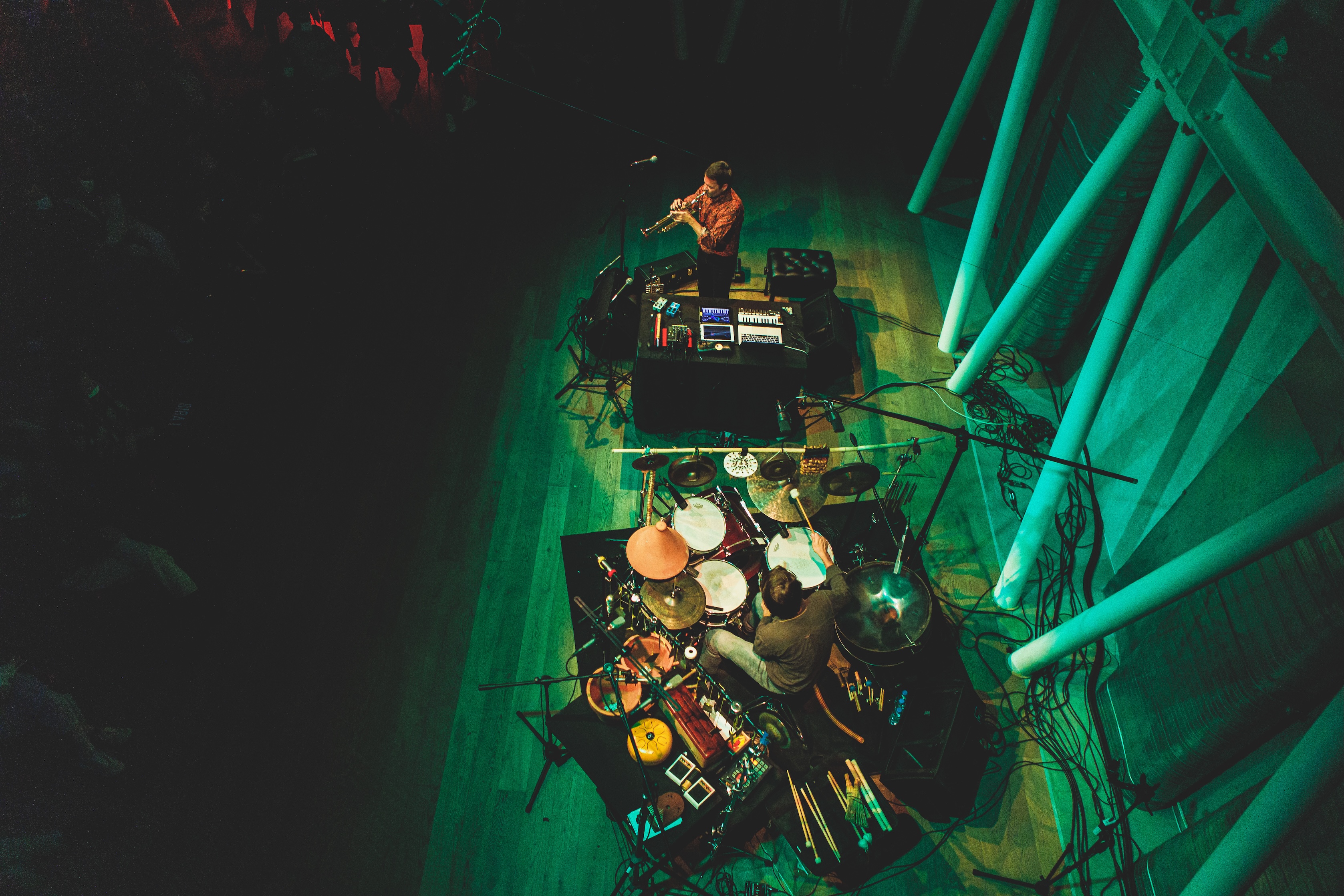 Arve Henriksen and Berke Can Özcan playing at Borusan Music House in November 2021, photo shot from above